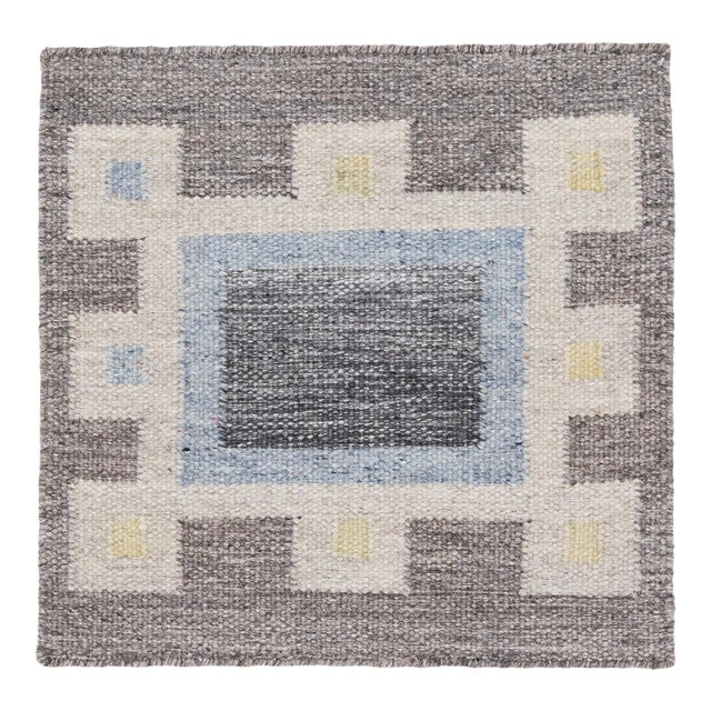 Modern Swedish Style Handwoven Beige/Gray Custom Wool Rug For Sale