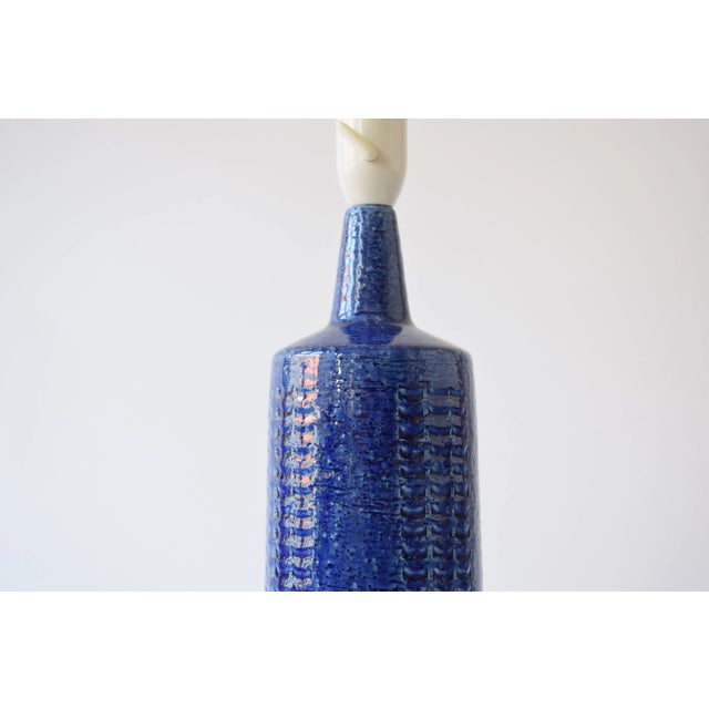 1960s Danish Table Lamp with Cobalt Blue Glaze and Lampshade from Palshus, 1960s For Sale - Image 5 of 10