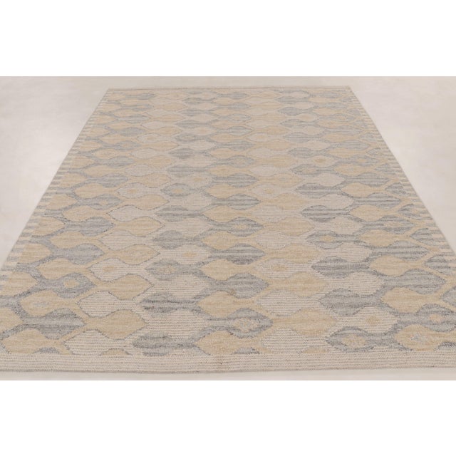 Mid-Century Modern Contemporary Scandinavian Style Custom Geometric Wool Rug, by Rug & Kilim, India For Sale - Image 3 of 10