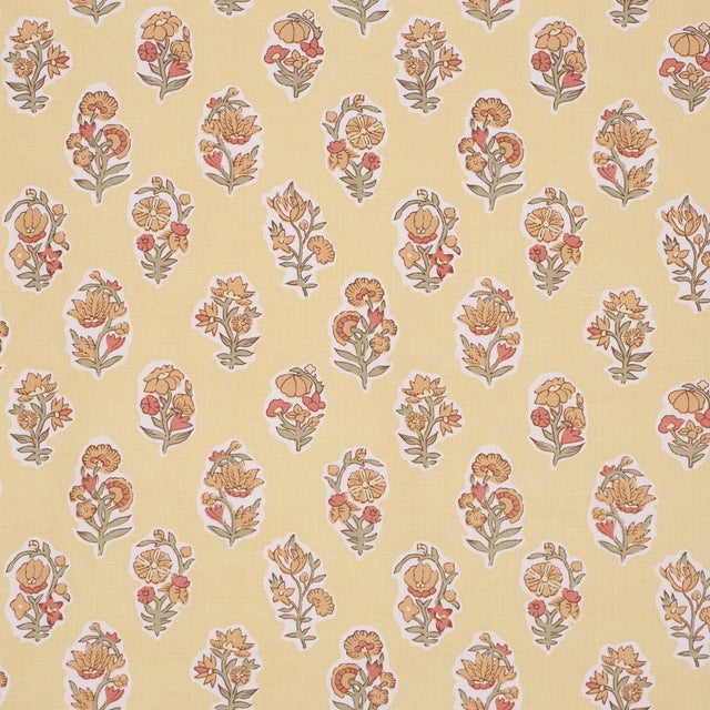 Inspired by an archival pattern, Anessa Hand Screen Print is a medium-scale floral screen-printed by hand on a 100% linen...