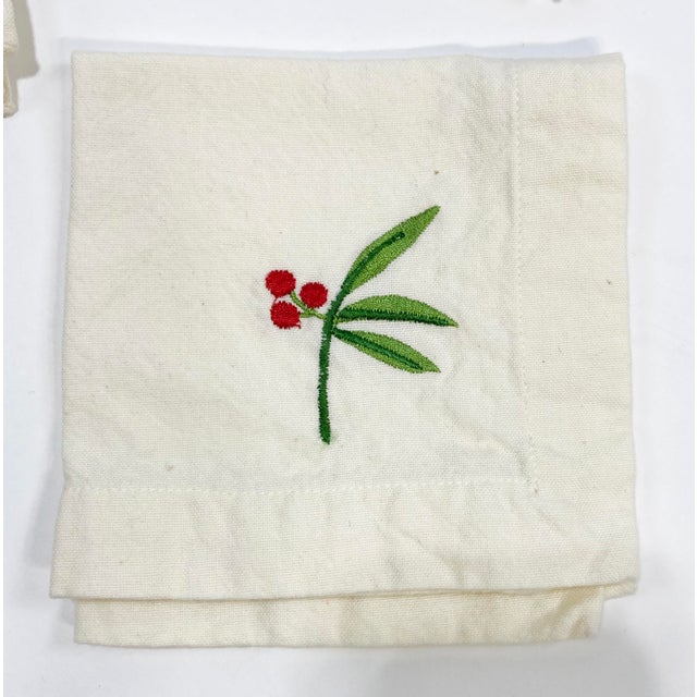 Figurative Vintage Embroidered Holly Berry Linen Napkins, Set of 4 For Sale - Image 3 of 5