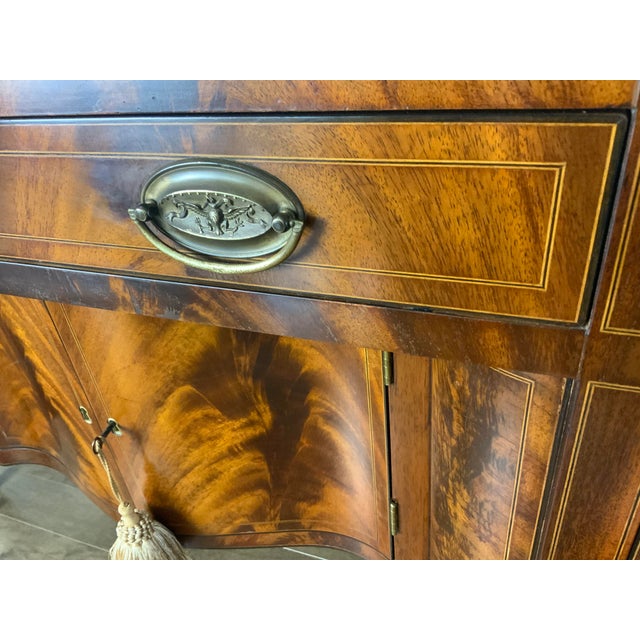 1950s Colonial Williamsburg Federal Sideboard For Sale - Image 5 of 16