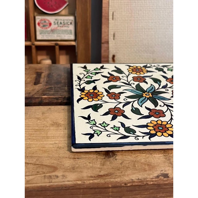 Mid-Century Modern Vintage Ceramic Tile Depicting a Hand Painted Floral Design. For Sale - Image 3 of 5