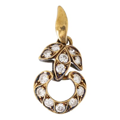 Pendant in 19.2k Gold and Diamonds For Sale