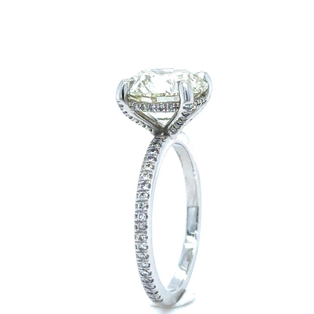 18ct White Gold Round Brilliant Cut Diamond Ring 4.42ct 5.42g, Size 6.75 For Sale - Image 6 of 9