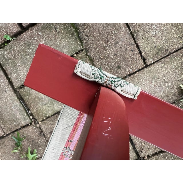 1960s Vintage Scheibe Wooden Folding Luggage Suitcase Rack Stand Tapestry Straps For Sale In Saint Louis - Image 6 of 6