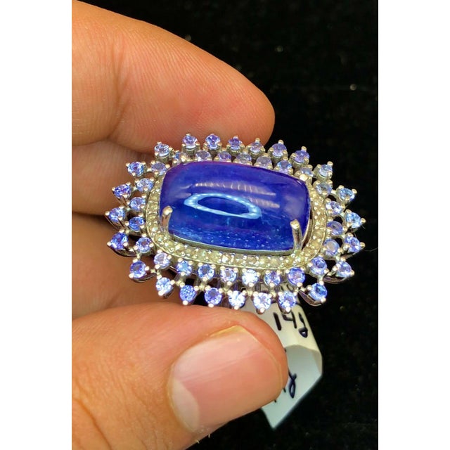 Bochic “Orient” Natural Diamond & Tanzanite Cocktail Ring Set 18K Gold & Silver For Sale - Image 6 of 12