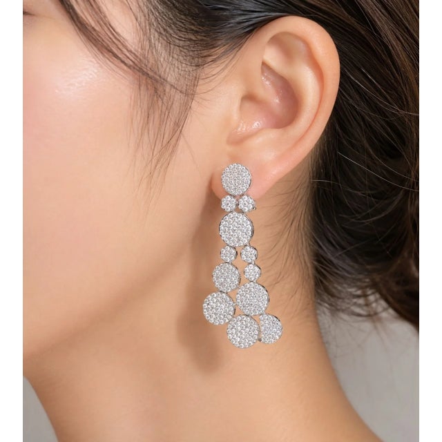 Art Deco Late 20th Century Pair of 18K White Gold Diamond Circle Hanging Earrings 6ct Estate For Sale - Image 3 of 3