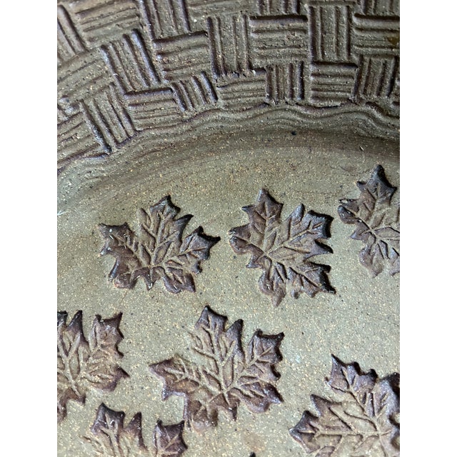 Brown Signed Large Ceramic Sculptural Leaf Art Studio Pottery Bowl With Handles / 1970s Modernist Decorative Fruit Bowl Plate For Sale - Image 8 of 10