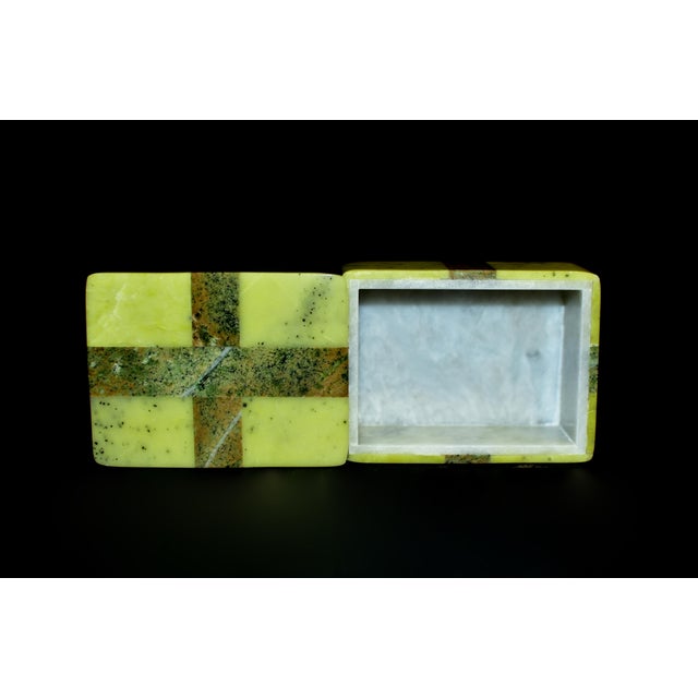 Green Serpentine Box Cross Band Italian Finely Made For Sale - Image 9 of 9