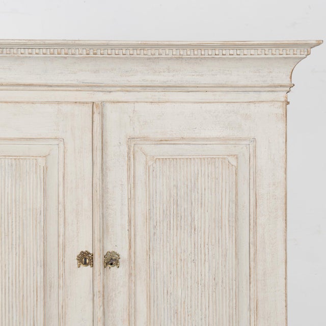 Early 19th Century Swedish Gustavian White Painted Cabinet For Sale - Image 10 of 18
