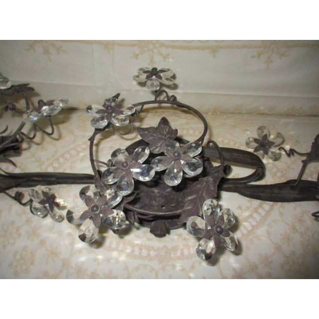 Art Nouveau 1980s French Style Art Nouveau Bronze Wall Mount Metal & Glass Flower Vanity Lamp For Sale - Image 3 of 9