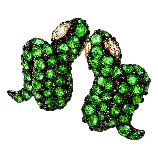 Late 20th Century Pair of Sterling Silver 925 Snake Diamond Emerald Earrings For Sale