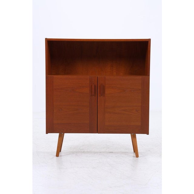 Product details beautiful mid-century teak chest of drawers from the 1960s features • mid-century modern design from the...