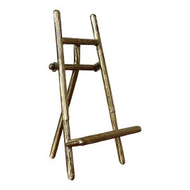 Example of Easels