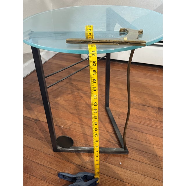 Postmodern 1980s Postmodern Geometric Side Table – 10mm Laser-Etched Glass (Sonneman Style) For Sale - Image 3 of 12