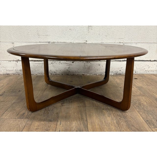 Mid-Century Modern Vintage Mid Century Modern MCM Round Coffee Table For Sale - Image 3 of 16