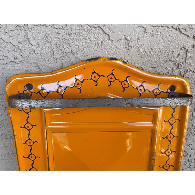 Set of 6, Country French Enamel Orange Kitchenalia Utensil Holder Rack With 5 Ladles For Sale In Santa Fe - Image 6 of 10