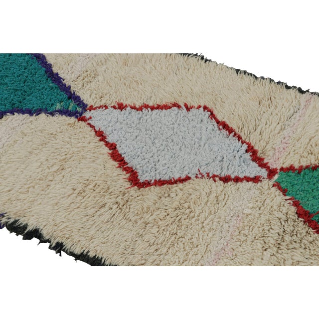 Rug & Kilim 1950s Azilal Moroccan Runner Rug in Beige With Diamond Patterns by Rug & Kilim For Sale - Image 4 of 7