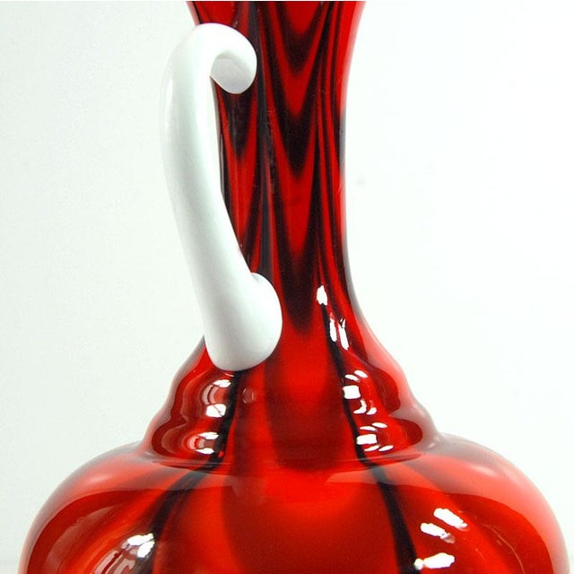 Vintage Opaline Vase by Carlo Moretti, Florence, Italy, 1970s For Sale - Image 3 of 9