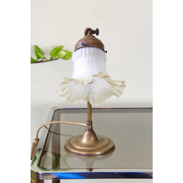 Vintage Art Nouveau Tulipano Table Lamp, Italy, 1980s For Sale - Image 4 of 10