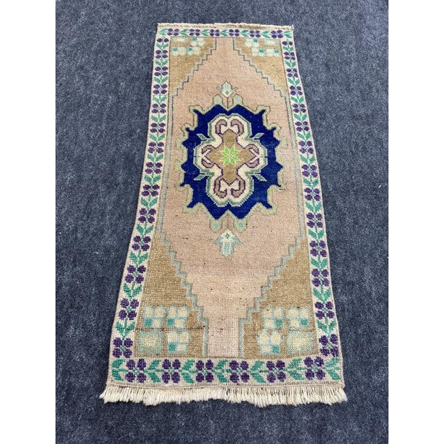 Turkish Yastik Rug 1'4" x 3'3" For Sale - Image 4 of 5