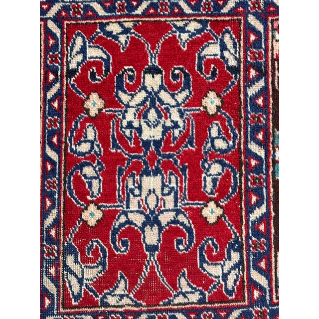 Ivory 8 Ft × 11 Ft Bakhtiari Style Garden Panel Area Rug, Vintage For Sale - Image 8 of 12