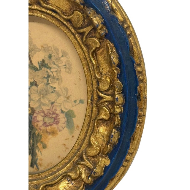 Shabby Chic Mid‑20th Century European Ornate Rococo‑Style Ceramic Oval Frame — Painted Gold & Blue With Floral Botanical Silk‑Screen Print For Sale - Image 3 of 12