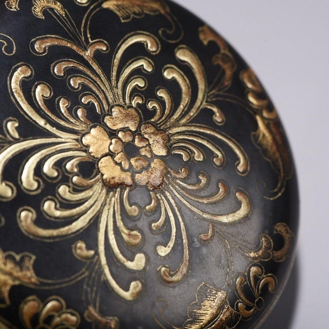 Wood Vintage Gilt Black Lacquer Round Trinket Box With Floral Motif For Sale - Image 7 of 9