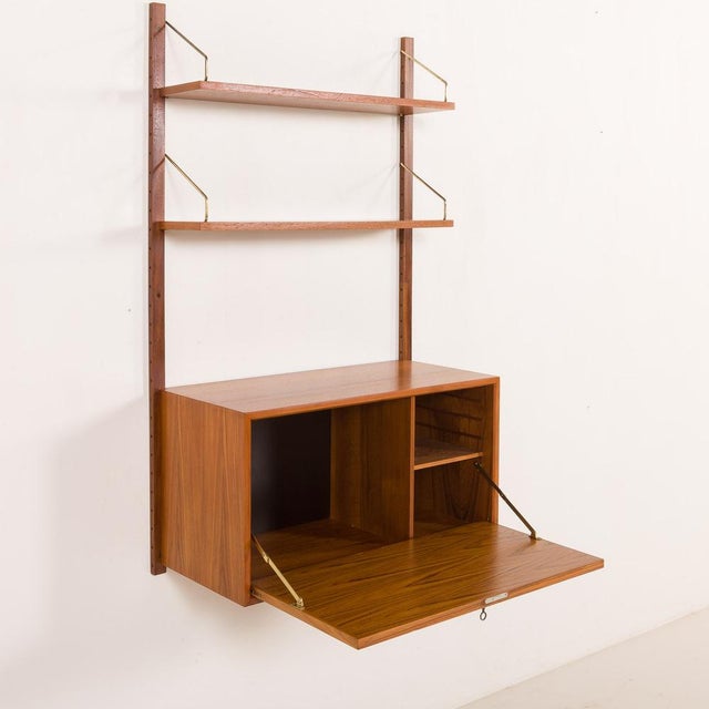 Brown Teak Shleving Wall Unit with Bureau by Poul Cadovius for Cado,1960s For Sale - Image 8 of 18