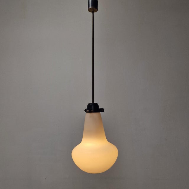 Mid-Century Pendant in Milk Glass and Brass from Stilnovo, Italy, 1960s For Sale - Image 10 of 11