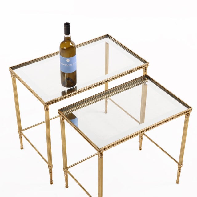 Hollywood Regency Early 20th Century Pair Italian Brass Nesting Tables, Hollywood Regency Style For Sale - Image 3 of 8
