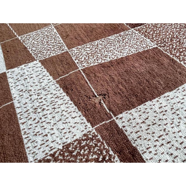 Brown Vintage Abstract Rug, 1960s For Sale - Image 8 of 10