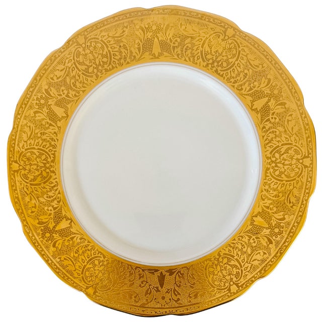 A rare, complete set of 12 vintage Czechoslovakian service plates manufactured by Rudolf Kämpf in Loučky (Grünlas) during...