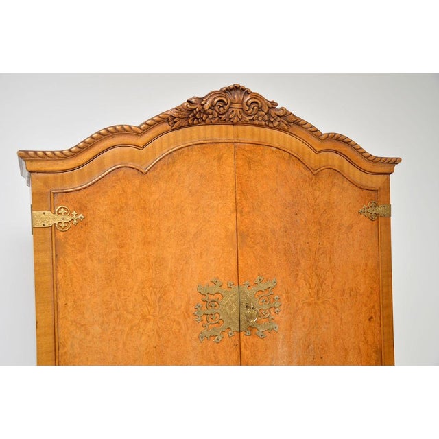 Metal Vintage Cocktail Cabinet in Burr Walnut, 1930s For Sale - Image 7 of 11