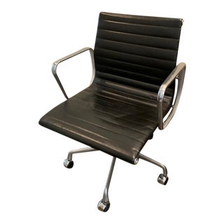 1990s Vintage Eames Aluminum Group Management Chair For Sale