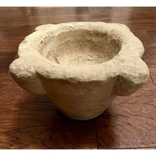 Early 19th Century Antique Hand Carved Marble Mortar For Sale - Image 4 of 4