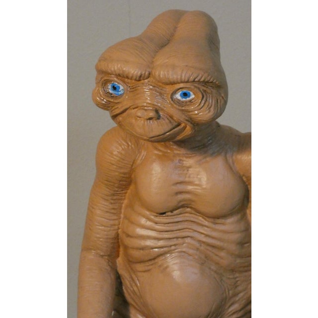 1990s E.T. Three-Dimensional Statue in Resin and Enamel, 1990s For Sale - Image 5 of 9