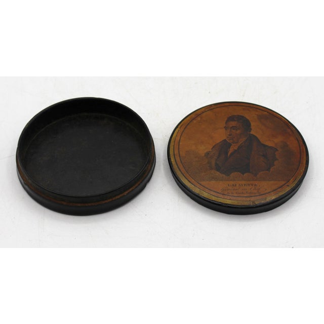 Early 19th Century Circa 1830s French or American Papier Mache Lafayette Portrait Snuff Box For Sale - Image 5 of 6