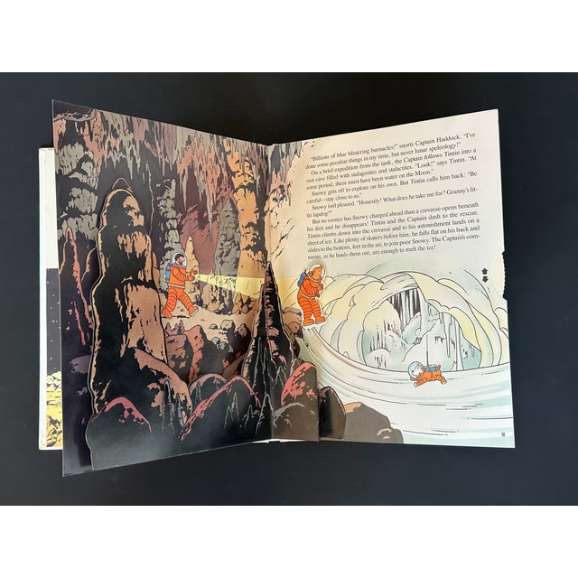 TinTin Explorers on the Moon Vintage Pop Up Book For Sale - Image 11 of 12