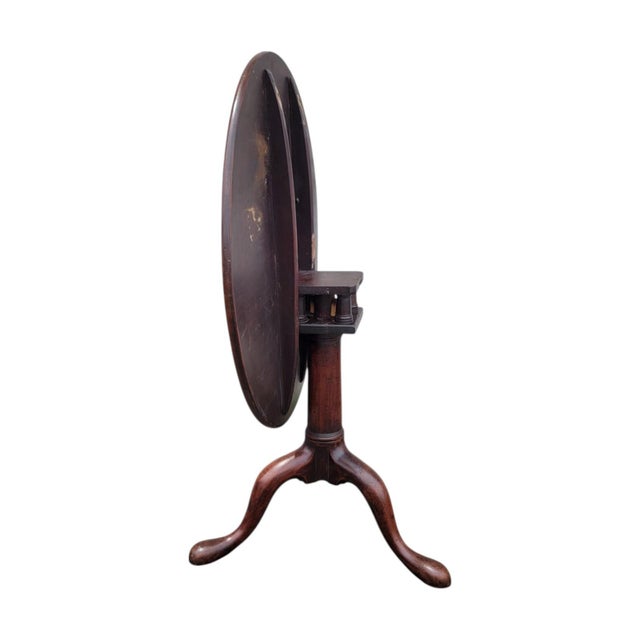 Late 17th Century Queen Anne Mahogany Tilt-Top Table Tripod Pedestal Round For Sale - Image 12 of 18