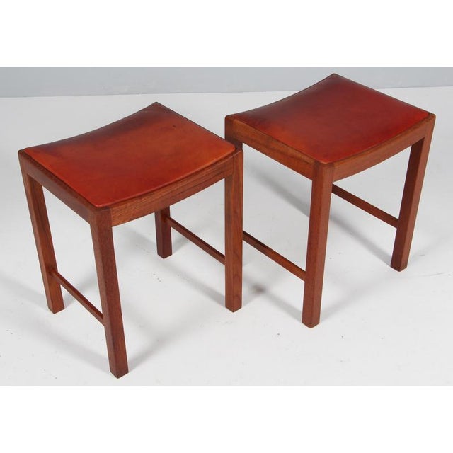 Danish Cabinetmaker Stools in Mahogany and Patinated Niger Leather, 1940, Set of 2 For Sale - Image 3 of 9
