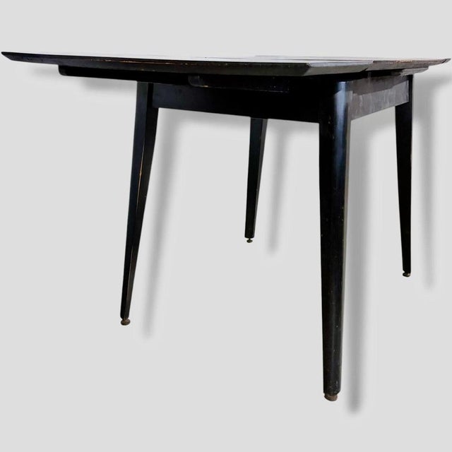 Black Mid-Century Modern Space Age Black & White Formica Draw Leaf Extending Dining Table For Sale - Image 8 of 10