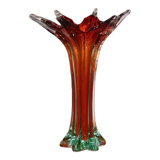 Mid-Century Italian Pulled-Feather Glass Vase Attributed to Murano For Sale