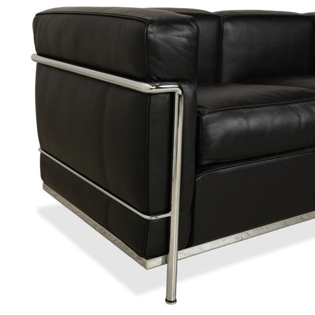 LC 2 3-Seater Sofa in Black Leather by Le Corbusier for Cassina For Sale - Image 5 of 16