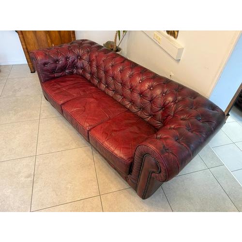 Animal Skin Chesterfield Leather Sofa and Chairs, Set of 3 For Sale - Image 7 of 18