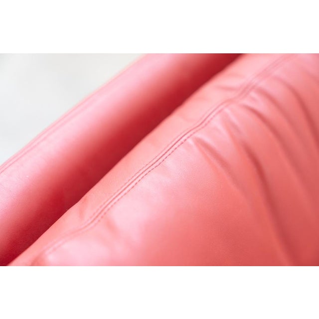 Set of Lounge Chair and Footrest in Red Leather by Vitelli e Ammannati for Brunati, 1970s-1980s For Sale - Image 12 of 18