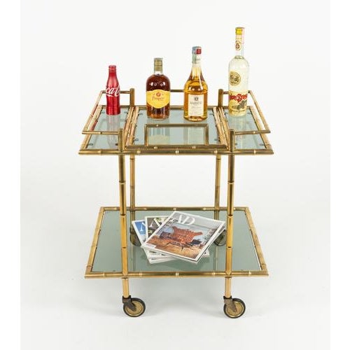 Mid-Century Serving Bar Cart in Brass and Glass in the style of Maison Baguès, Italy, 1960s For Sale - Image 6 of 16