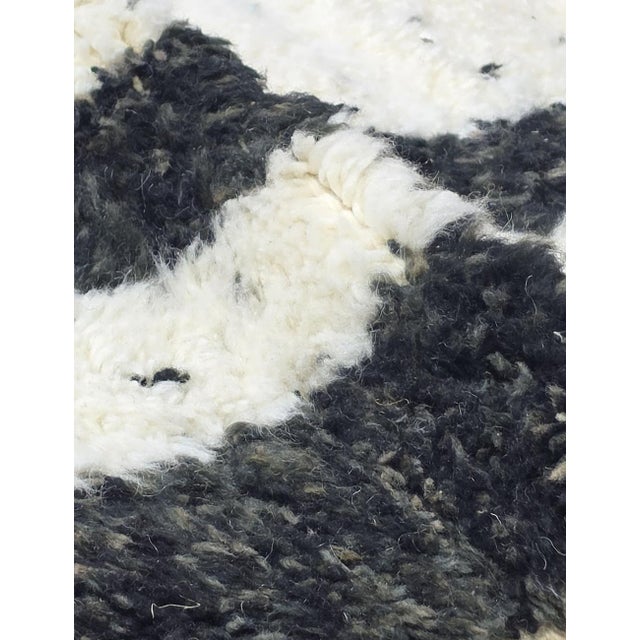 2020s Black and Ivory Moroccan Rug - 9.3 X 7.2 Ft For Sale - Image 5 of 9