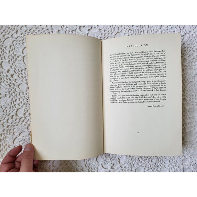 1963, I Love to Cook Book by Ruth Bateman For Sale - Image 9 of 12